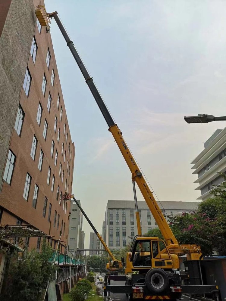 后湖管理区汽车吊出租哪家好，选择最靠谱的服务商指南