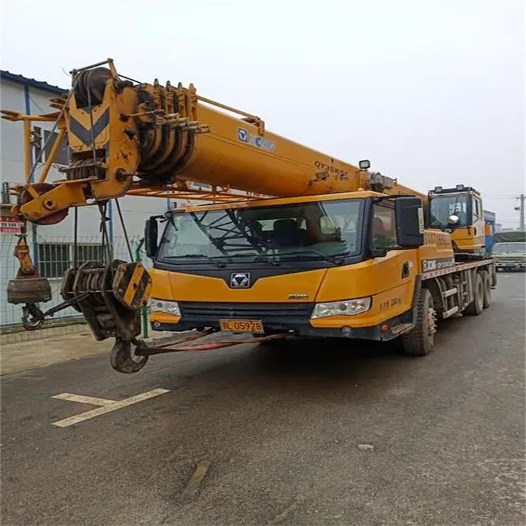 后湖管理区吊车出租保险：全面覆盖，安全无忧