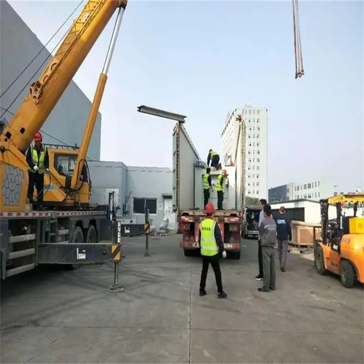 后湖管理区如何找到附近的吊车救援服务